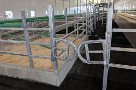 Barrières à enclos, portes aluminium FT Ferme Léothe